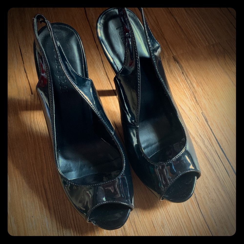 Black Peep Toe Faux Leather Heels Size 8